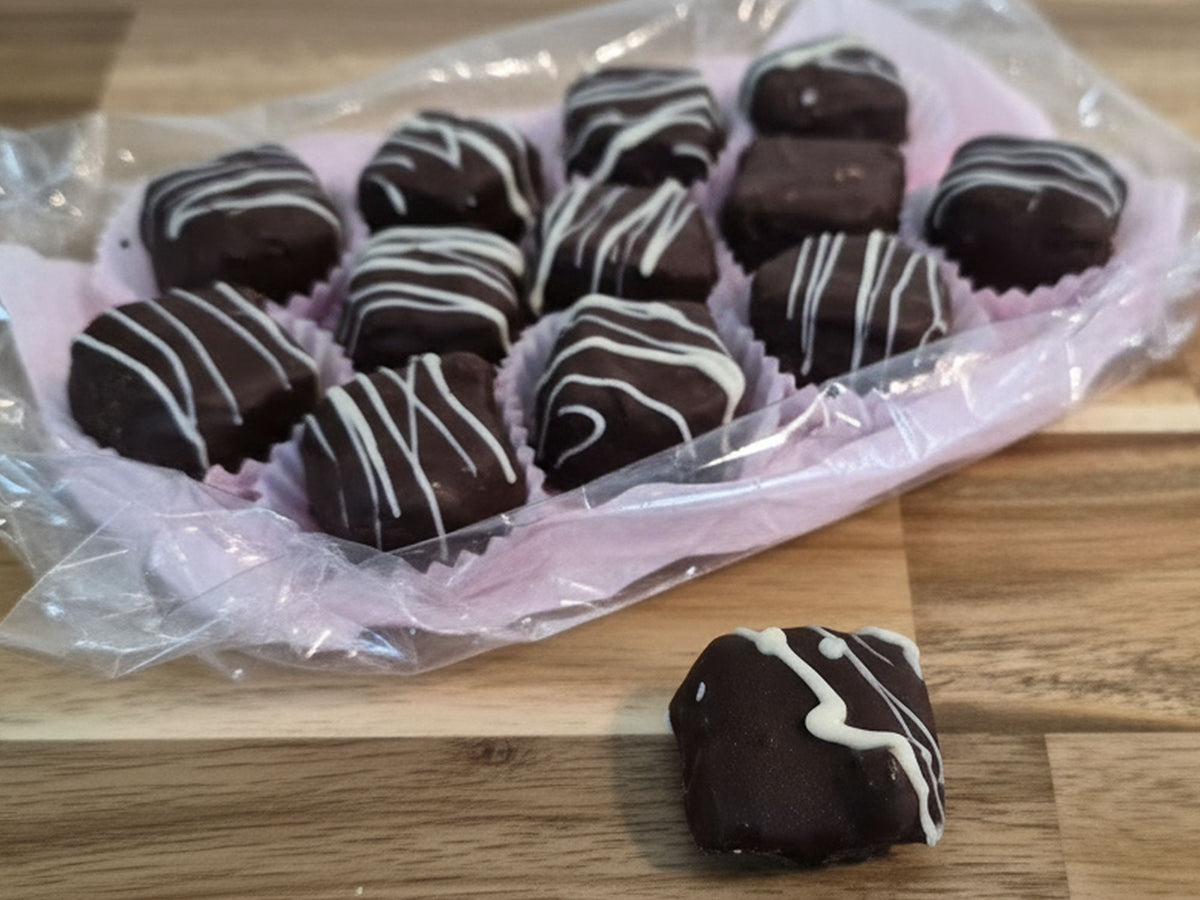 Vegan Snickers Mini Bites – Medjool Date Candy Bite Treats