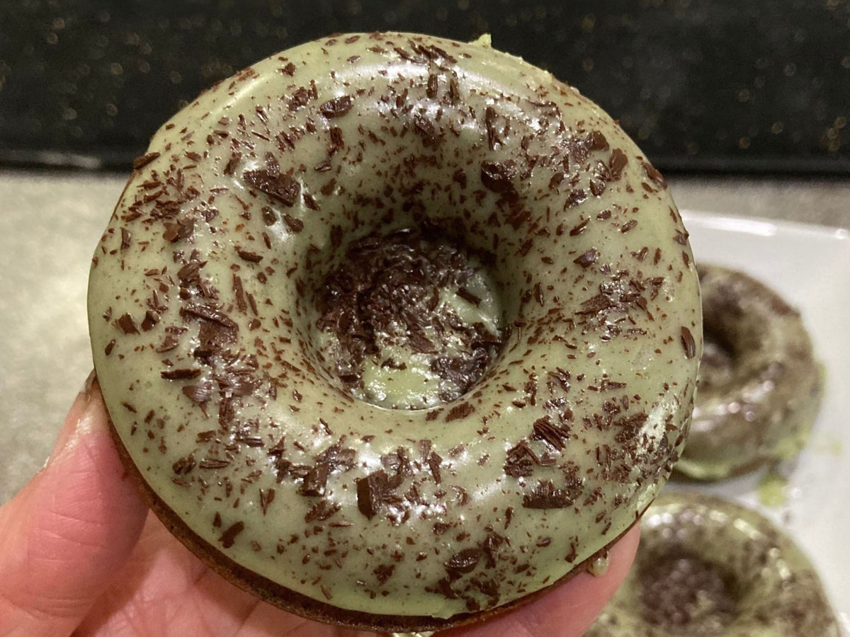 Chewy Matcha Chocolate Mochi Doughnuts – Gluten Free Asian Treat