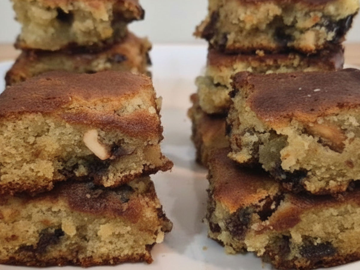 Golden Chocolate Chip Keto Blondie Squares