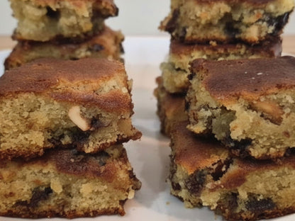 Golden Chocolate Chip Keto Blondie Squares